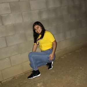 Meet your Posher, Alissa